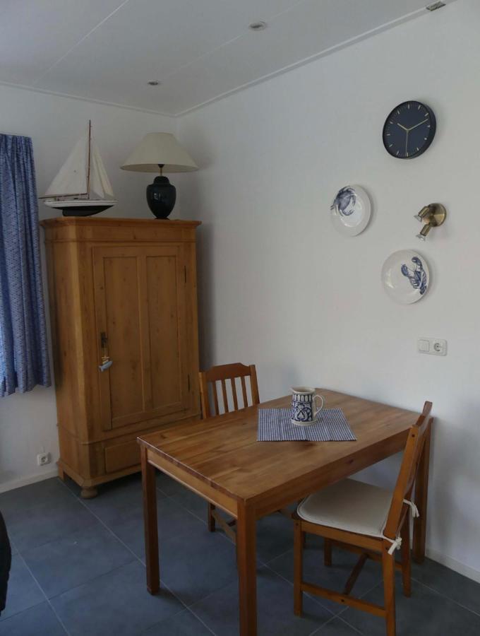 Appartement Boomgaard Vrouwenpolder Exterior foto