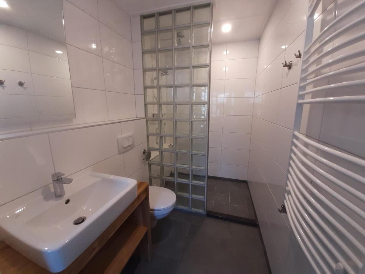 Appartement Boomgaard Vrouwenpolder Exterior foto